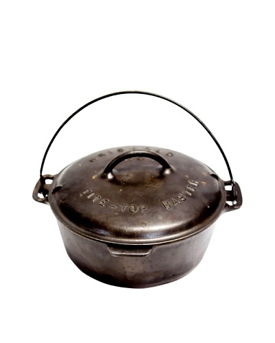 Vintage Griswold Cast Iron Round Dutch Oven, c. 1900s