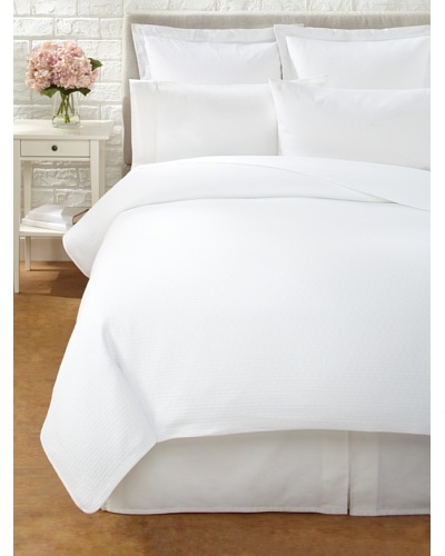 Coyuchi Subtle Diamond Matelassé Coverlet