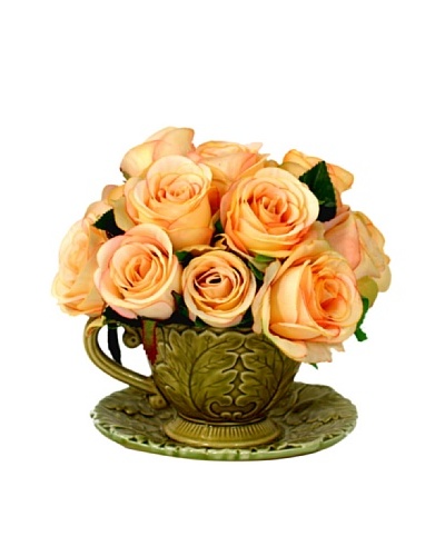 Creative Displays Roses in Tea Cup